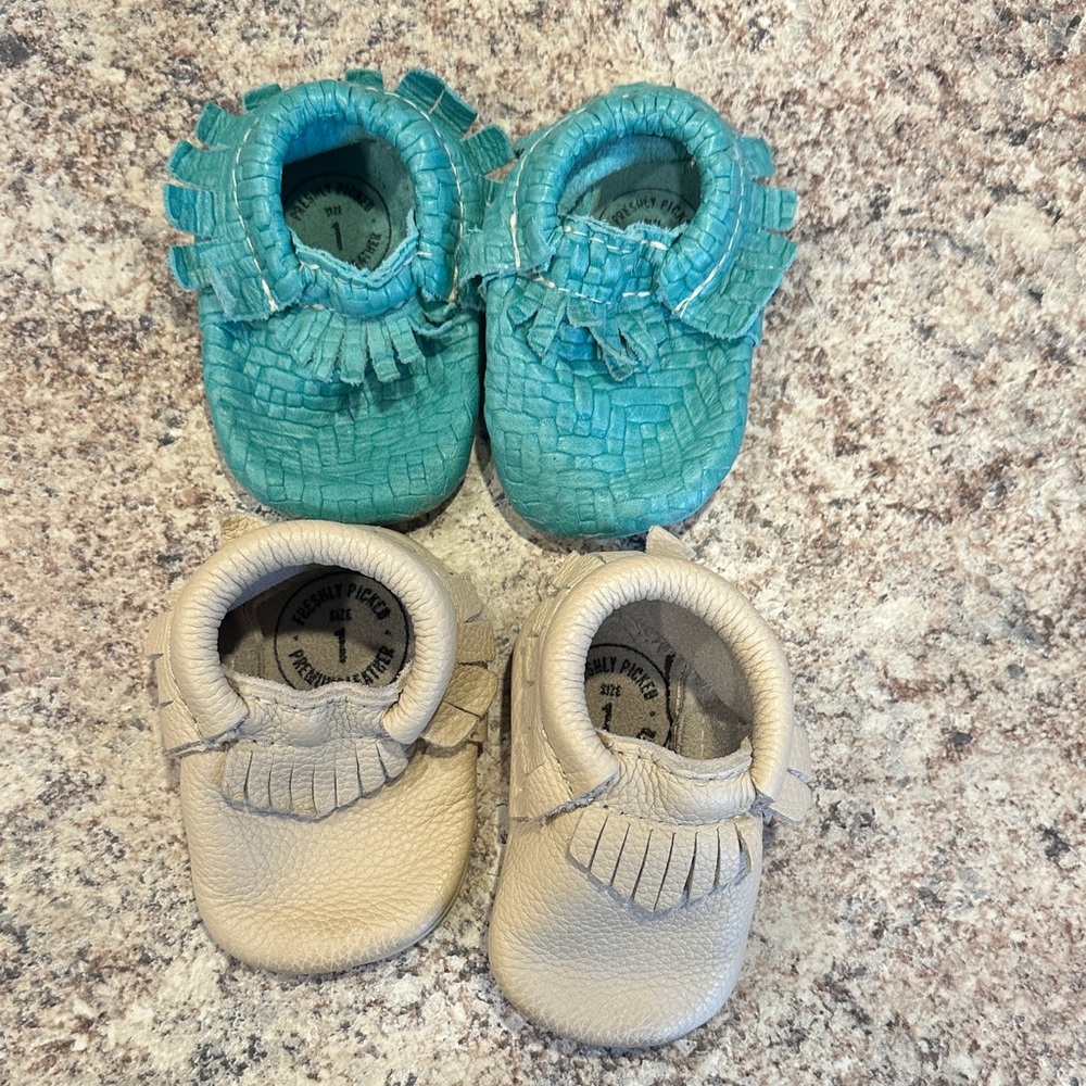Freshly Picked Kids Moccasins in Turquoise and Beige